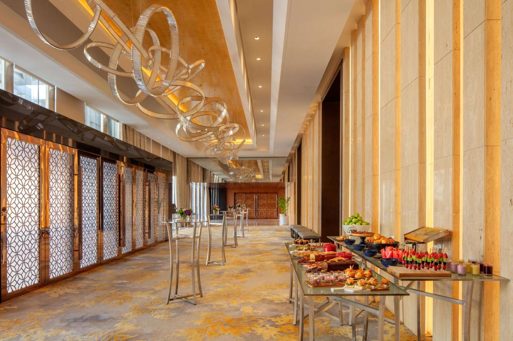 Hyatt Regency Olaya 5* Riyadh